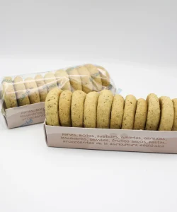 dos envases de rosquilletas de costa con alga de wakame ecológicas