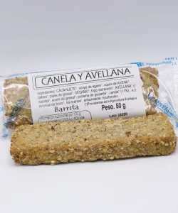 barrita de canela y avellana ecológica Biogredos envasada