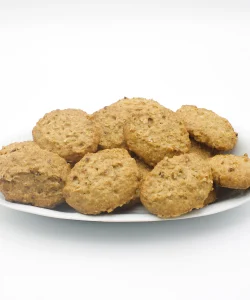plato de galletas de copos de avena y pasas ecológicas a granel